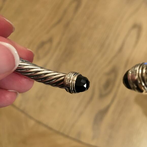 Authentic David Yurman 7mm Classic Cable Bracelet with Black Onyx & Yellow Gold - Picture 12 of 16